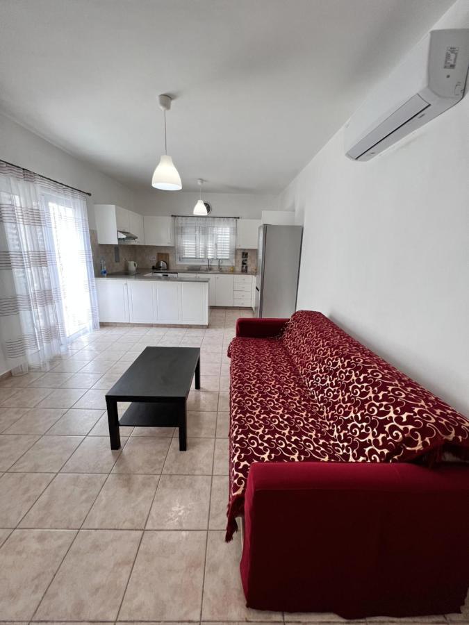 Pafia Sunbeach Townhouse Paphos Extérieur photo