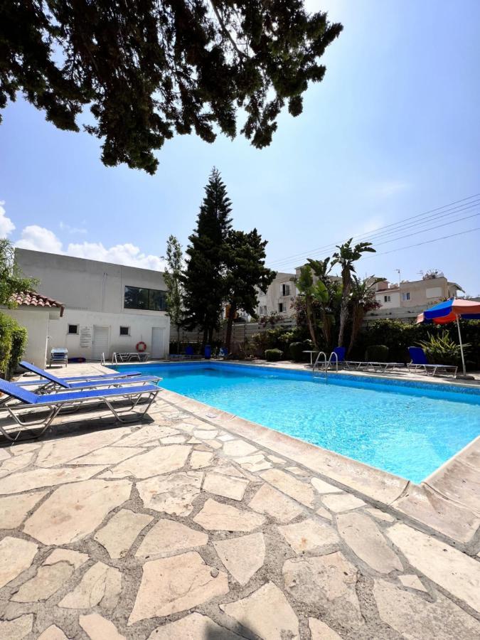 Pafia Sunbeach Townhouse Paphos Extérieur photo