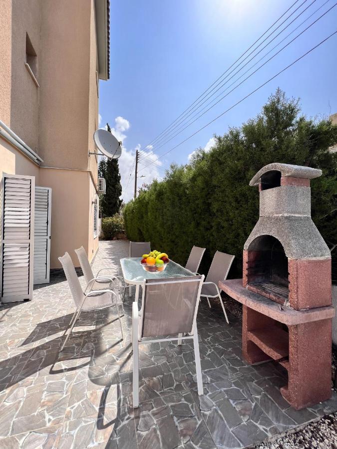 Pafia Sunbeach Townhouse Paphos Extérieur photo